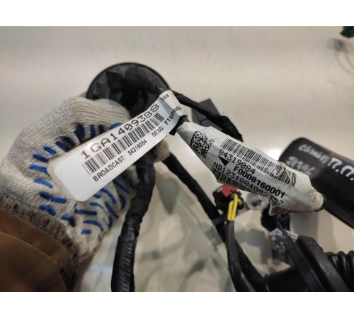 Электропроводка двери (передняя, правая)