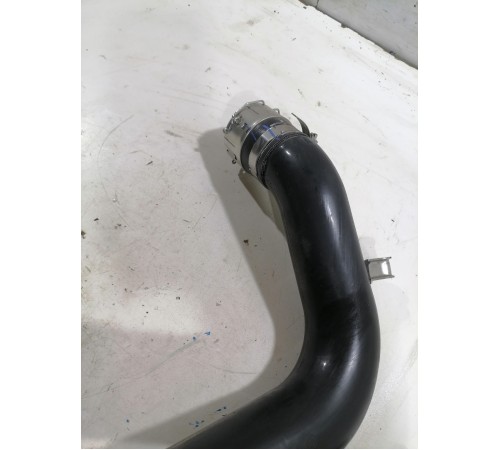 Патрубок интеркулера