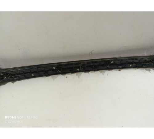 Фонарь задний центральный