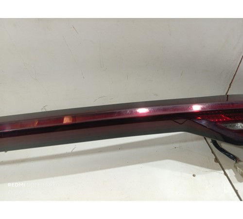 Фонарь задний центральный