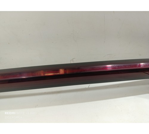 Фонарь задний центральный