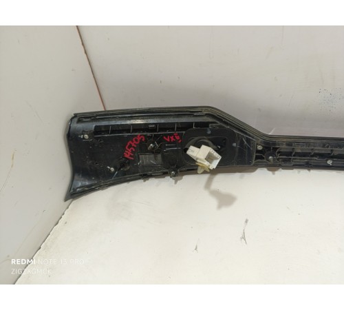 Фонарь задний центральный