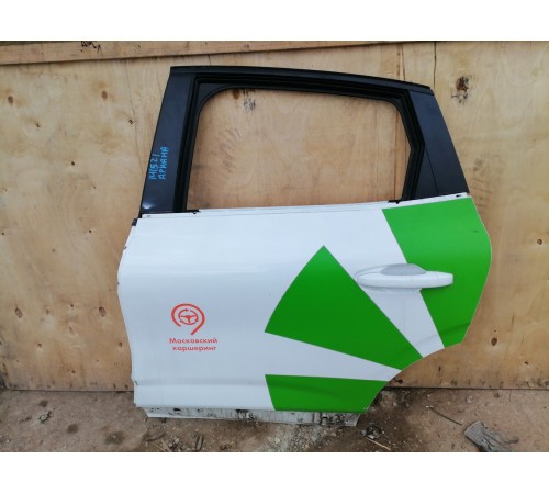 Дверь задняя левая