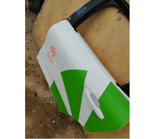 Дверь задняя левая