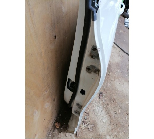 Дверь задняя левая