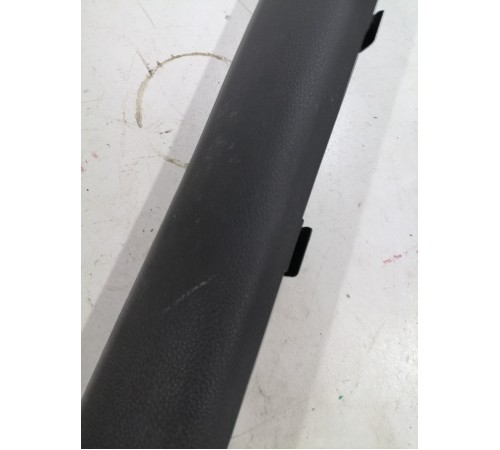 Накладка порога передняя правая