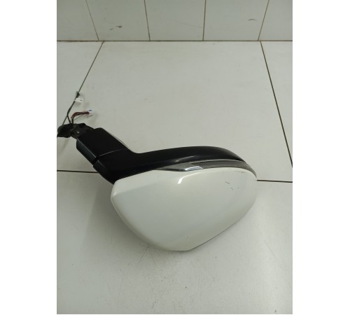 Зеркало заднего вида правое