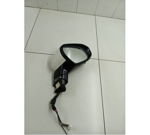 Зеркало заднего вида правое