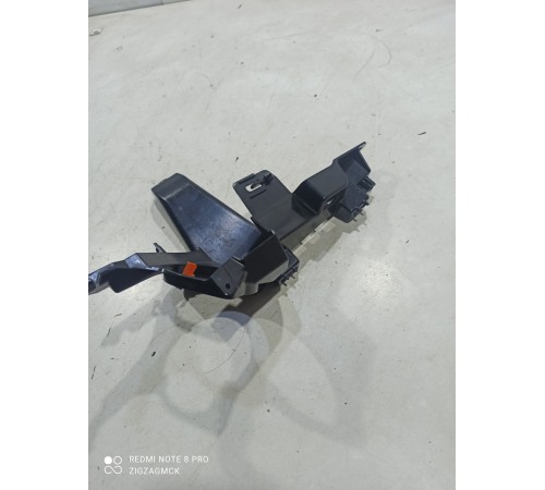 Кронштейн стойки задний правый