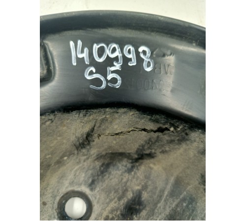 Пыльник тормозного диска задний правый