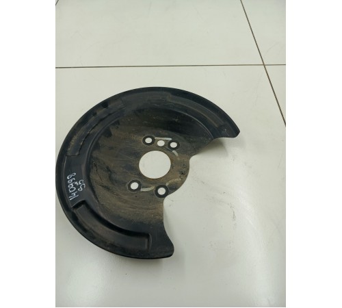 Пыльник тормозного диска задний правый