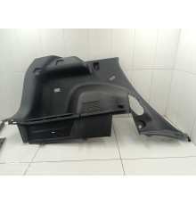 Обшивка багажника левая