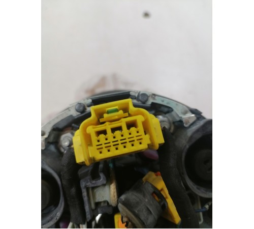 Подушка безопасности водителя