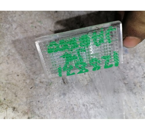 плафон салона 