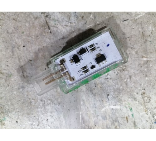 плафон салона 