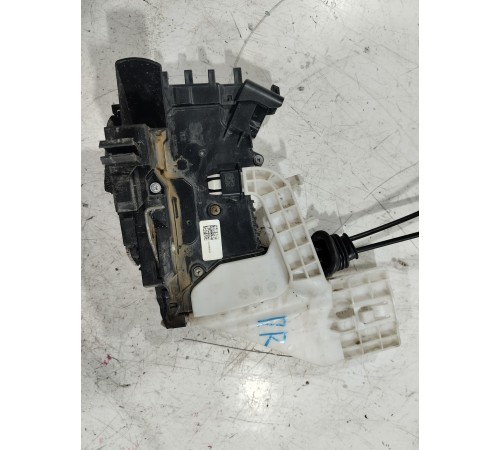 Замок двери передний правый