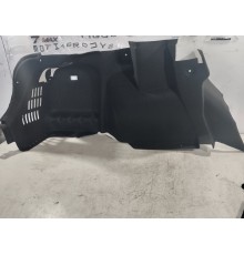 Обшивка багажника левая