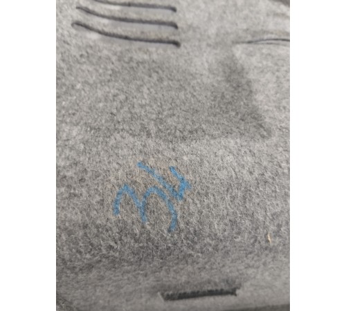 Обшивка багажника левая