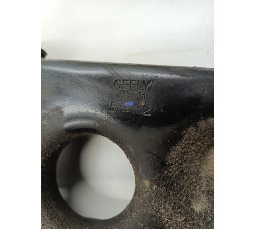 Рычаг подвески передний правый