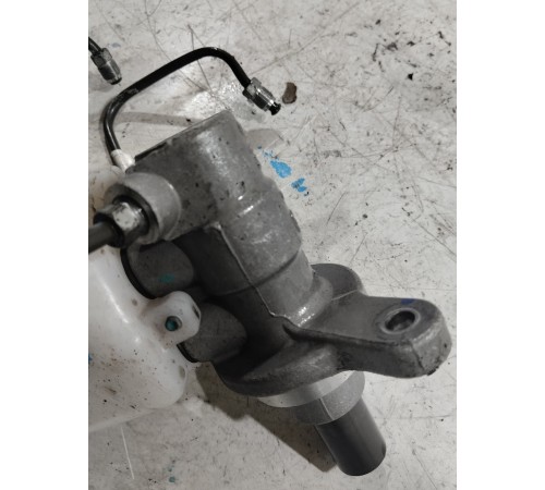 Главный тормозной цилиндр (в сборе)