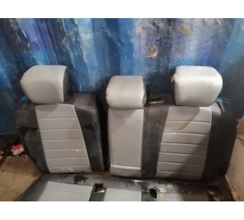 Задний ряд сидений