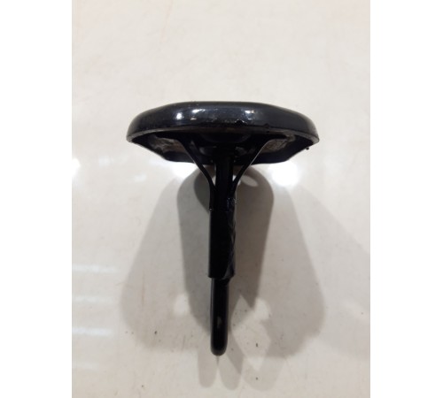 Кронштейн сиденья (заднего левый)