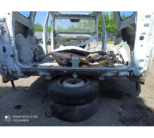 Задняя панель