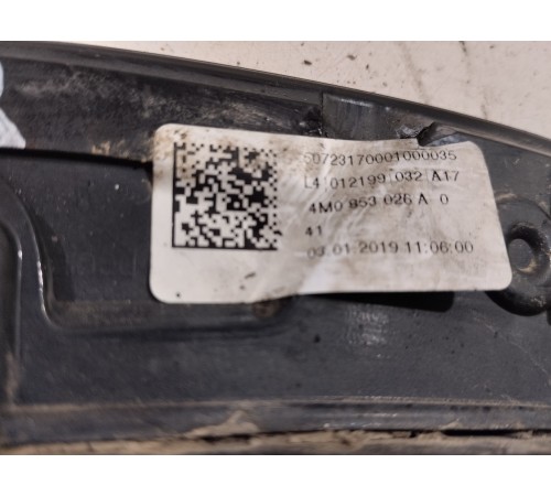 Молдинг крыла задний правый