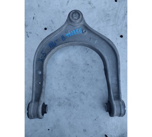 Рычаг подвески (передний левый верхний)