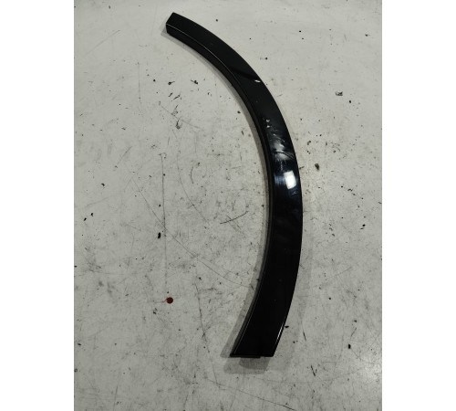 Молдинг крыла задний правый
