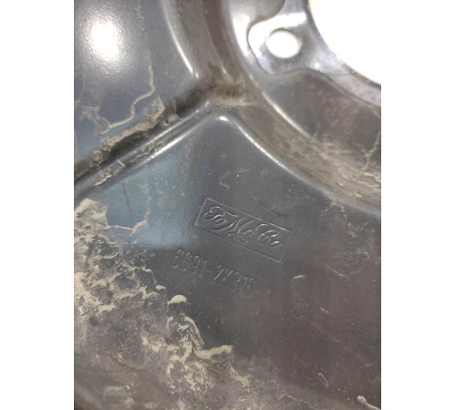 Пыльник тормозного диска (задний правый)