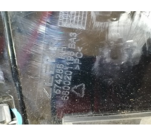 Внешняя центральная стойка правая