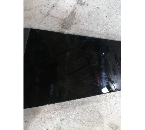 Внешняя центральная стойка правая