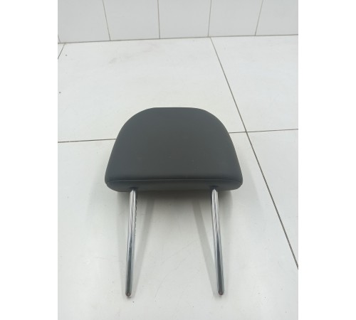 Подголовник передний левый