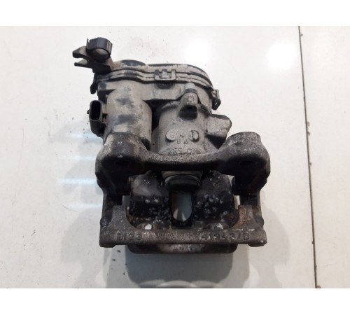 Суппорт (задний, правый)