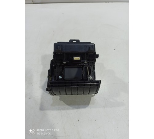 Бардачок центральной консоли