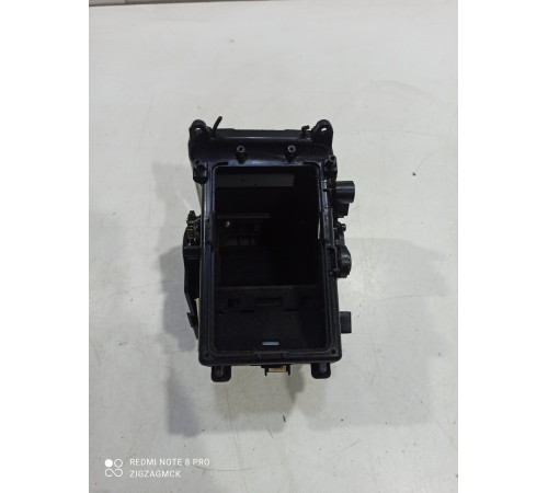 Бардачок центральной консоли