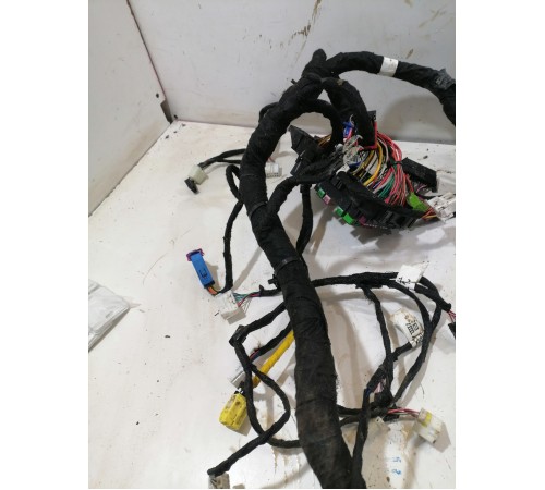 Электропроводка под торпедо