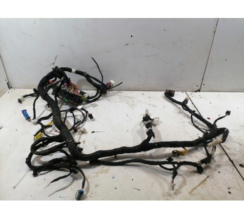 Электропроводка под торпедо