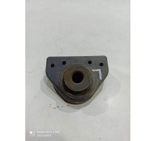 Подушка радиатора левая