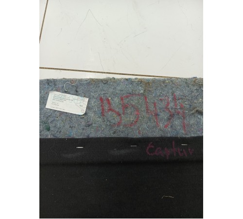 Пол багажника ковролин