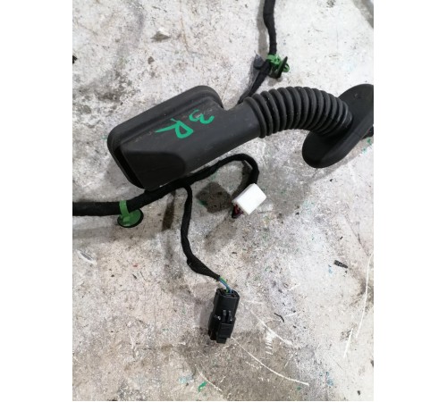 Электропроводка двери задняя левая