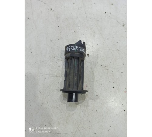 кожух вала рулевой рейки