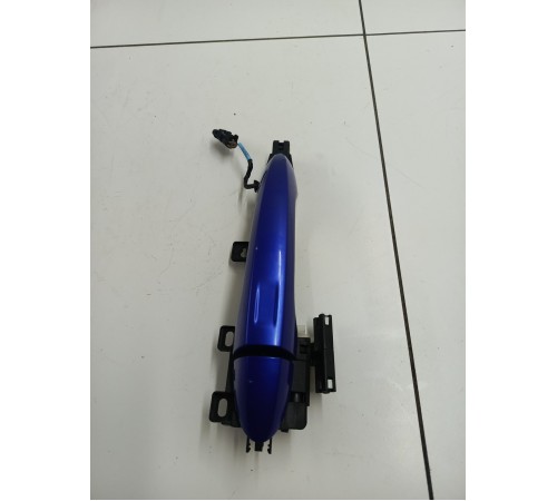 Ручка двери передняя правая (наружная)