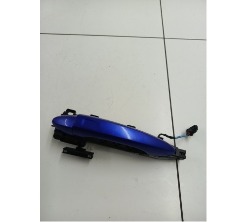 Ручка двери передняя правая (наружная)