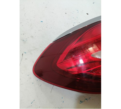 Фонарь задний левый наружний