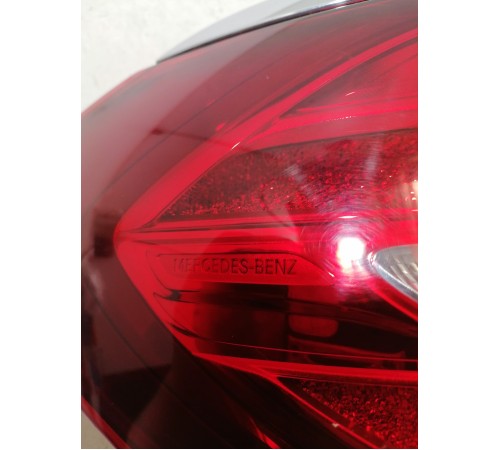 Фонарь задний левый наружний