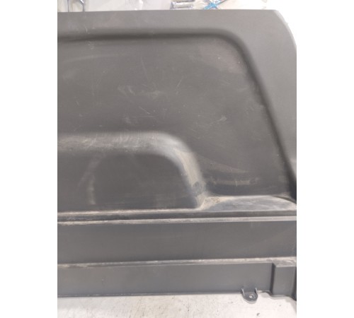 Обшивка багажника правая