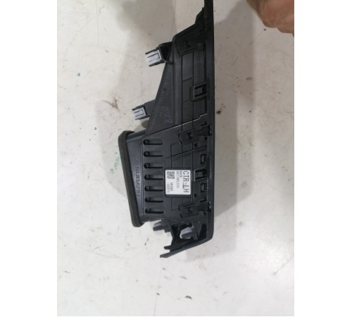 Воздуховод передний левый