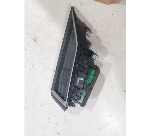 Воздуховод передний левый